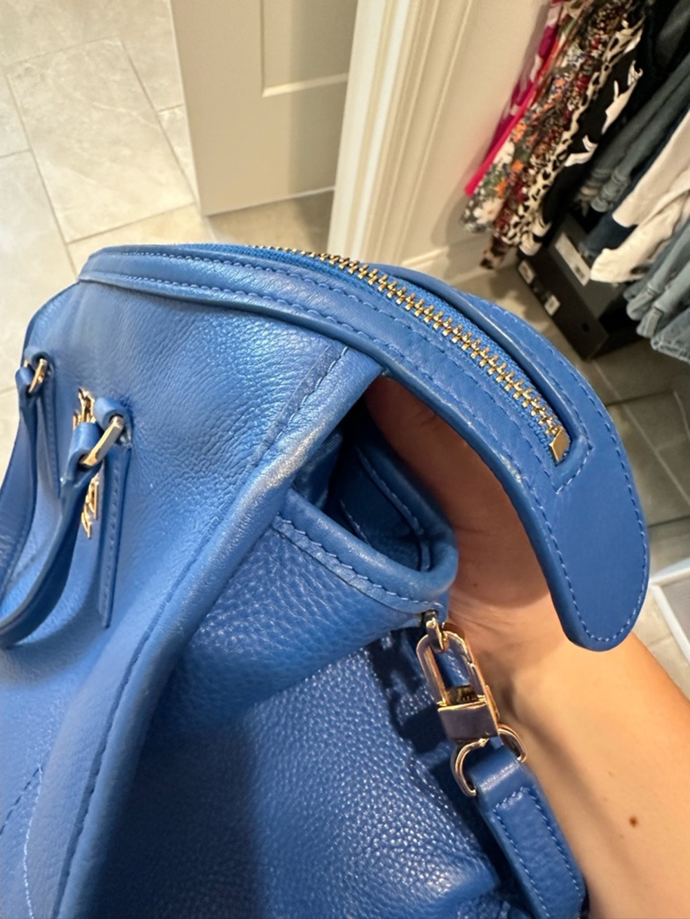 Tory Burch Electric Blue Pebbled Leather Crossbody Satchel - Picture 9 of 12